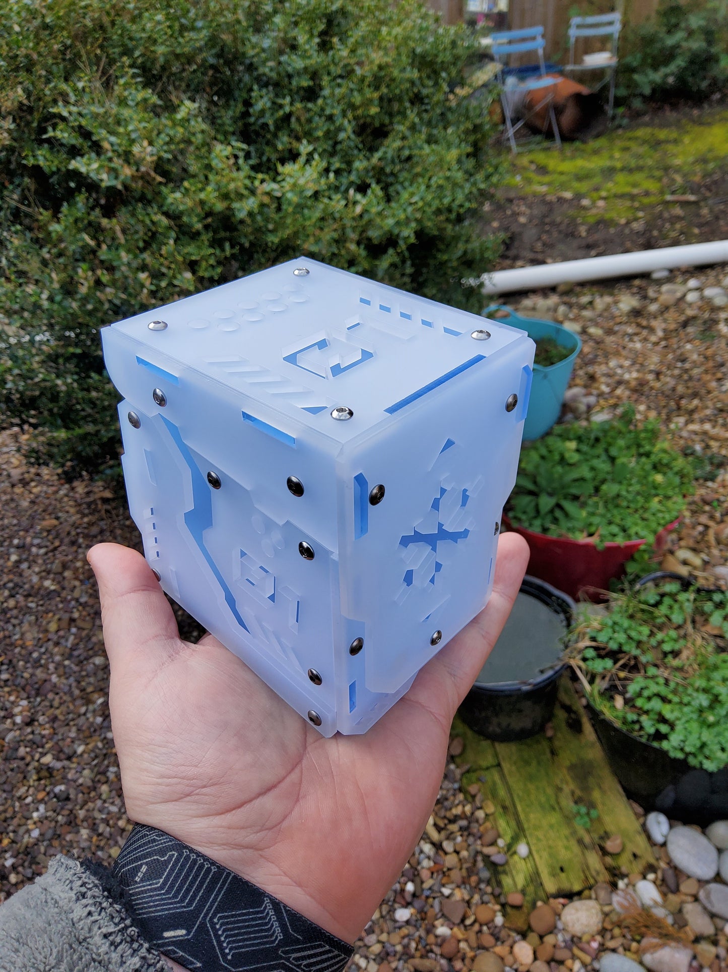 FROSTBITE -ver.frost-  100 card Mtg commander deck box *double hinge*