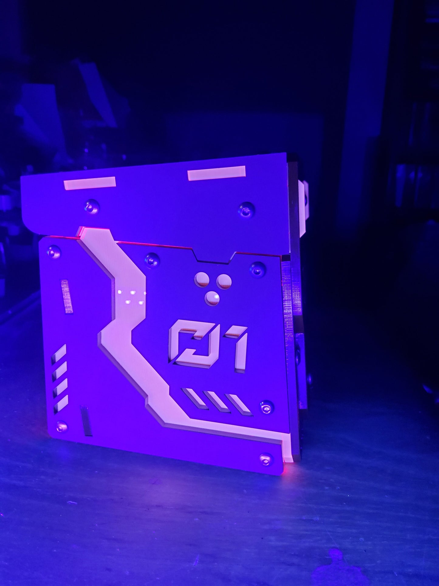 CYBERTHRONE 100 card Mtg commander deck box *single hinge removable lid ver* cyberpunk